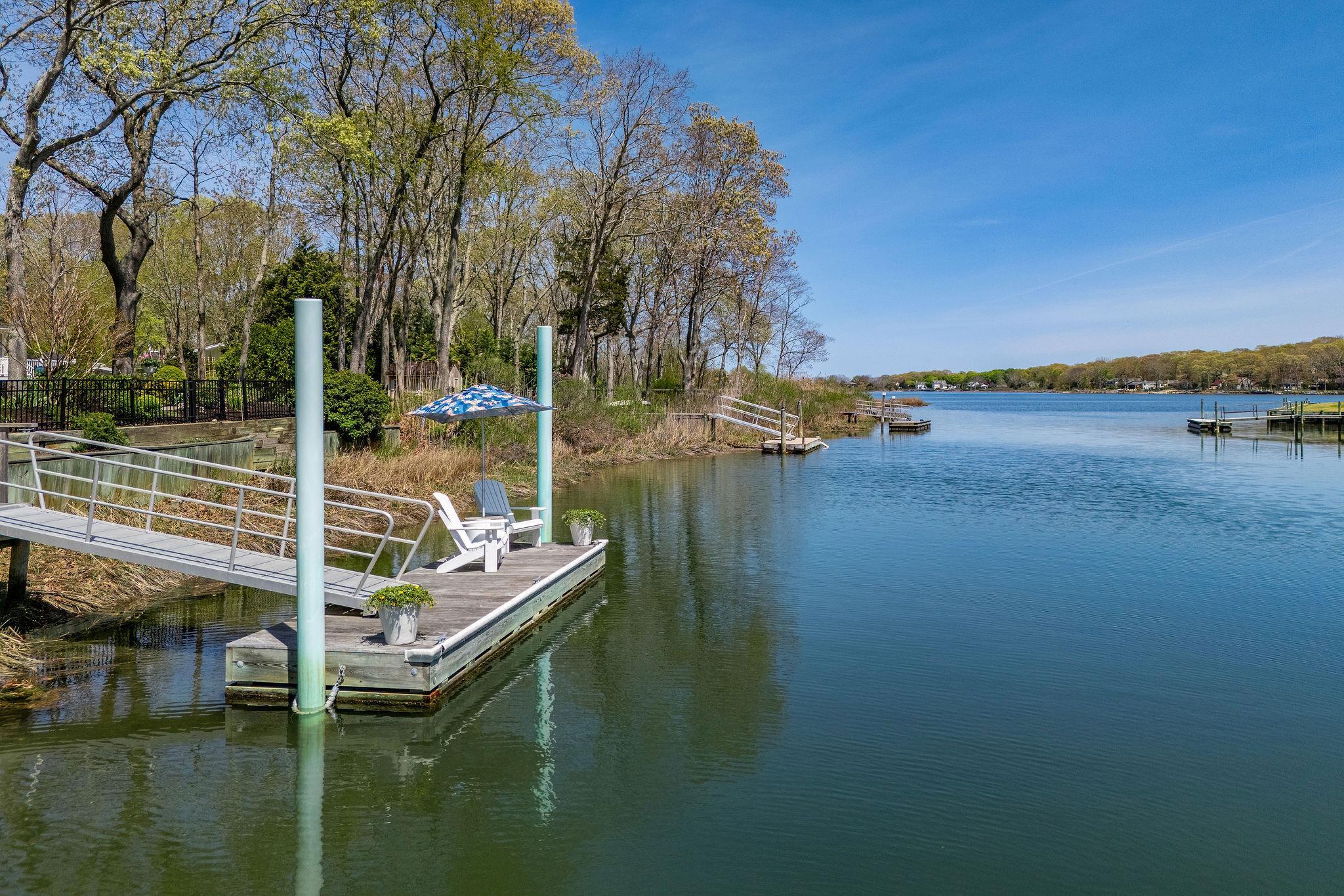 Single Family Glenn  Suffolk County, NY 11971, MLS-861882-28