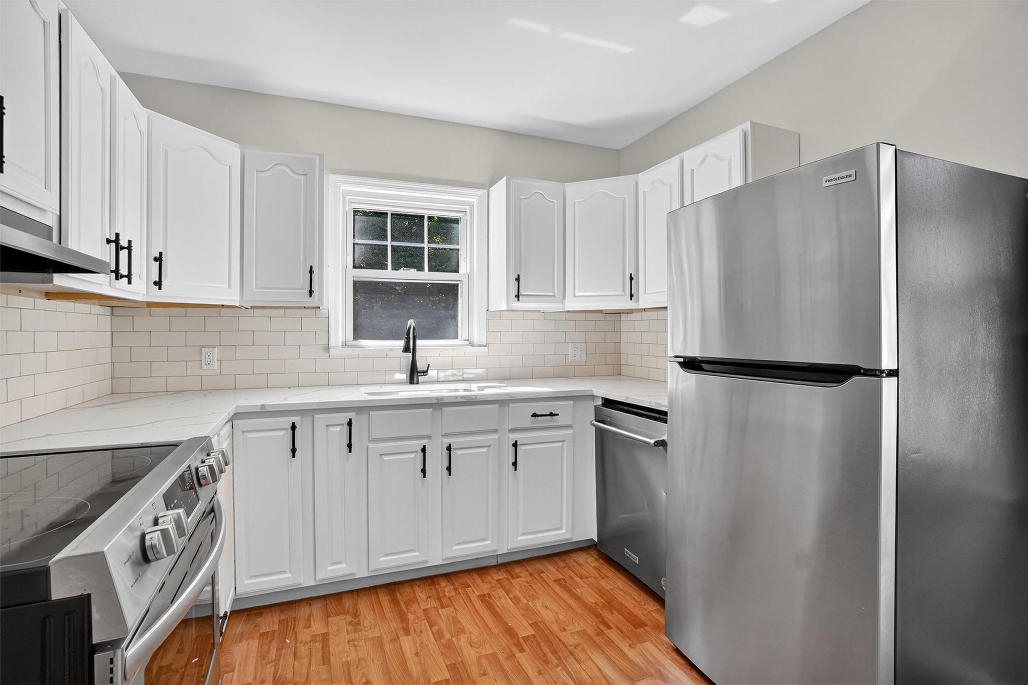 Single Family Oakwood  Westchester County, NY 10566, MLS-861892-15