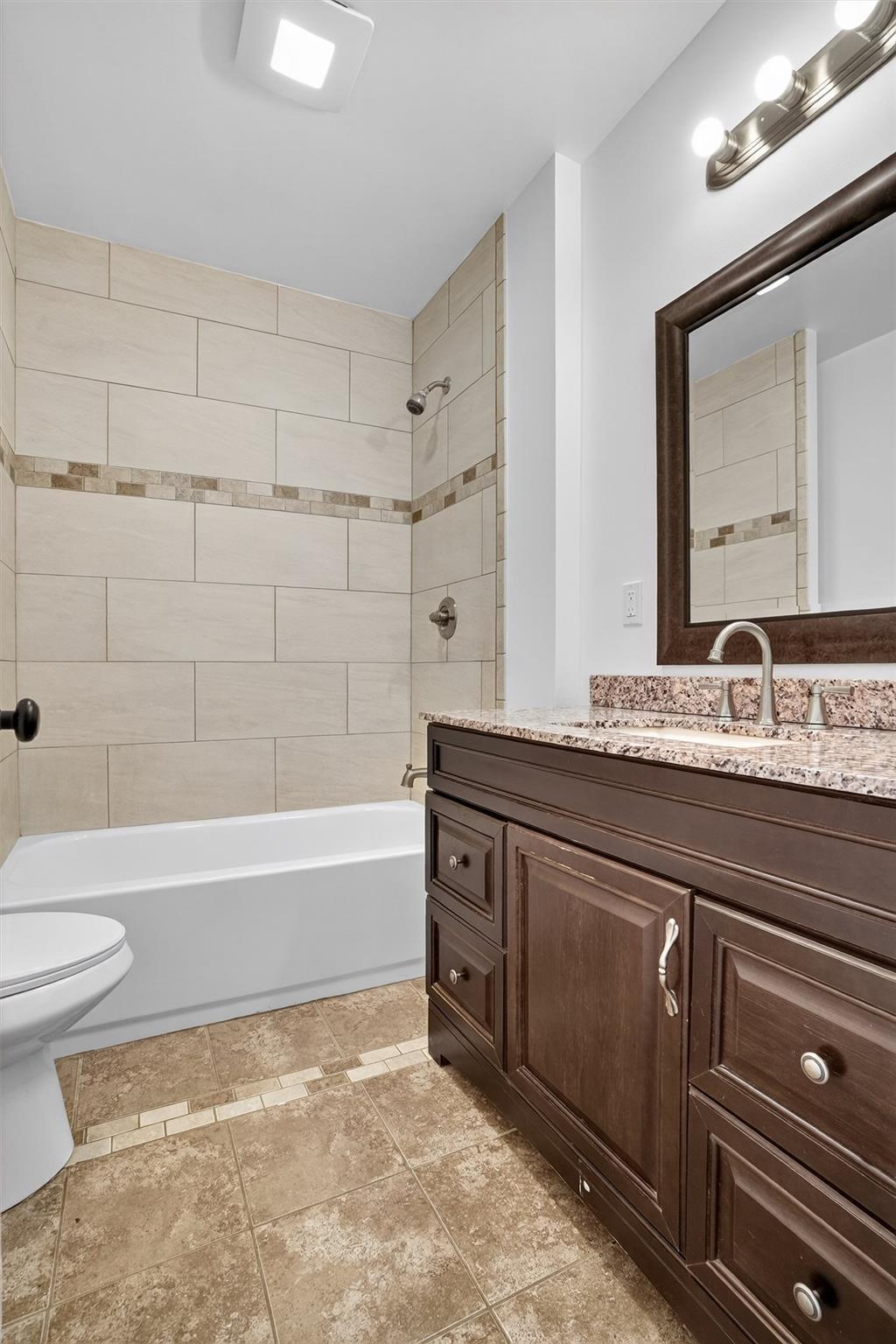 Single Family Oakwood  Westchester County, NY 10566, MLS-861892-22
