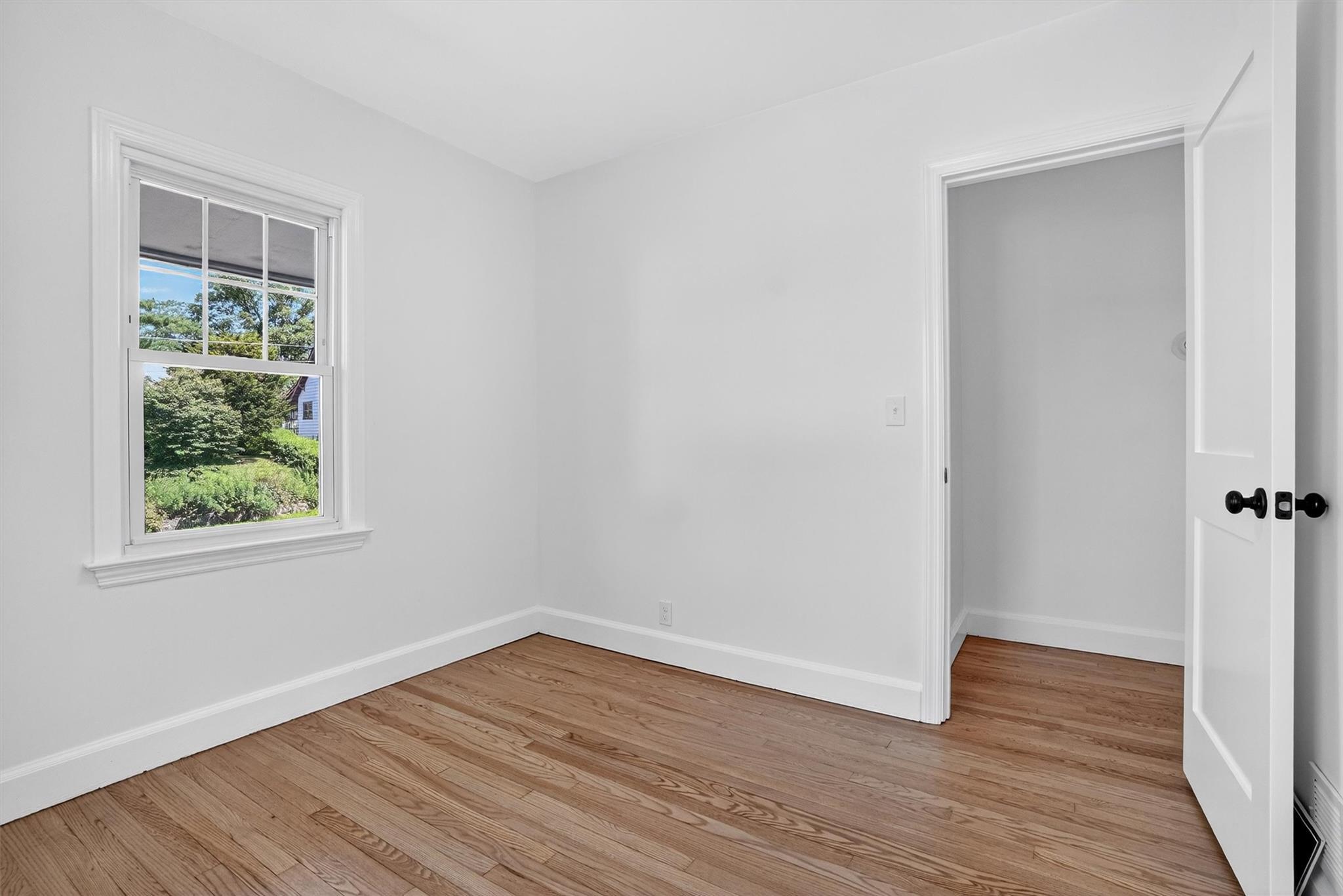 Single Family Oakwood  Westchester County, NY 10566, MLS-861892-27