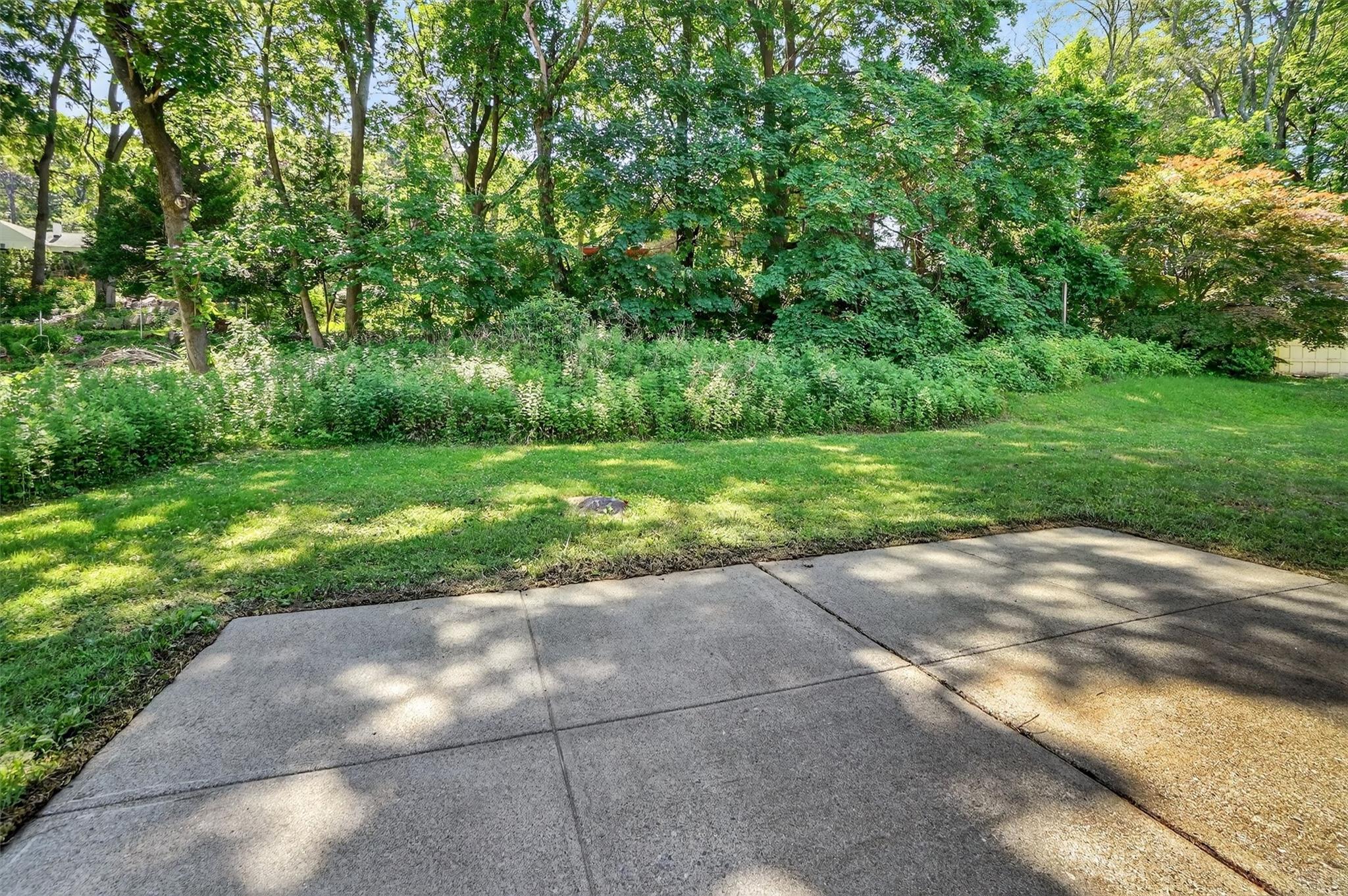 Single Family Oakwood  Westchester County, NY 10566, MLS-861892-39