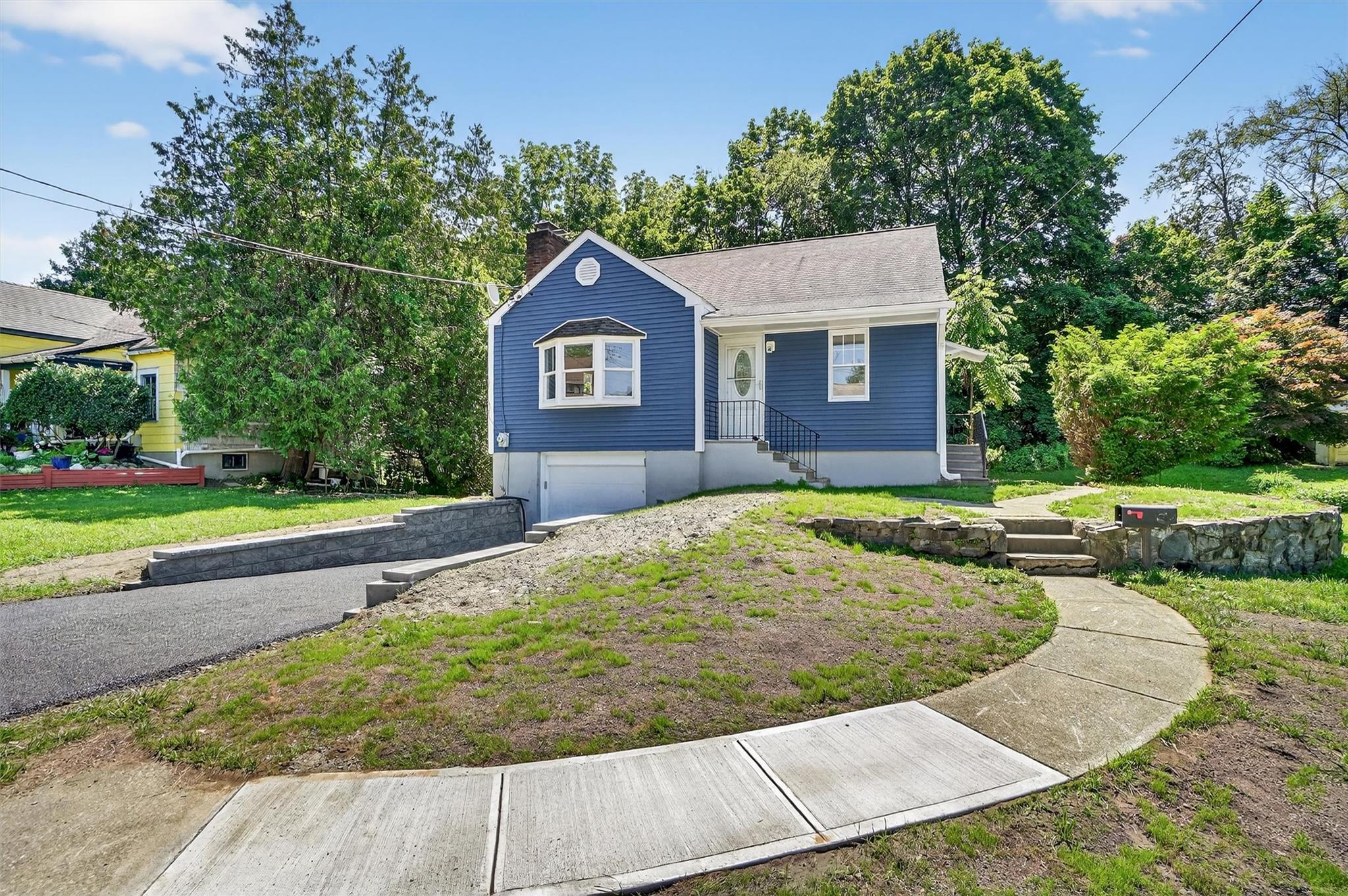 Single Family Oakwood  Westchester County, NY 10566, MLS-861892-5