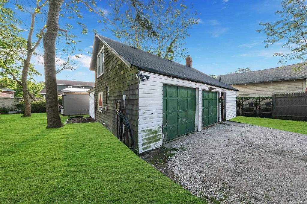 Single Family Monell  Suffolk County, NY 11751, MLS-861895-20