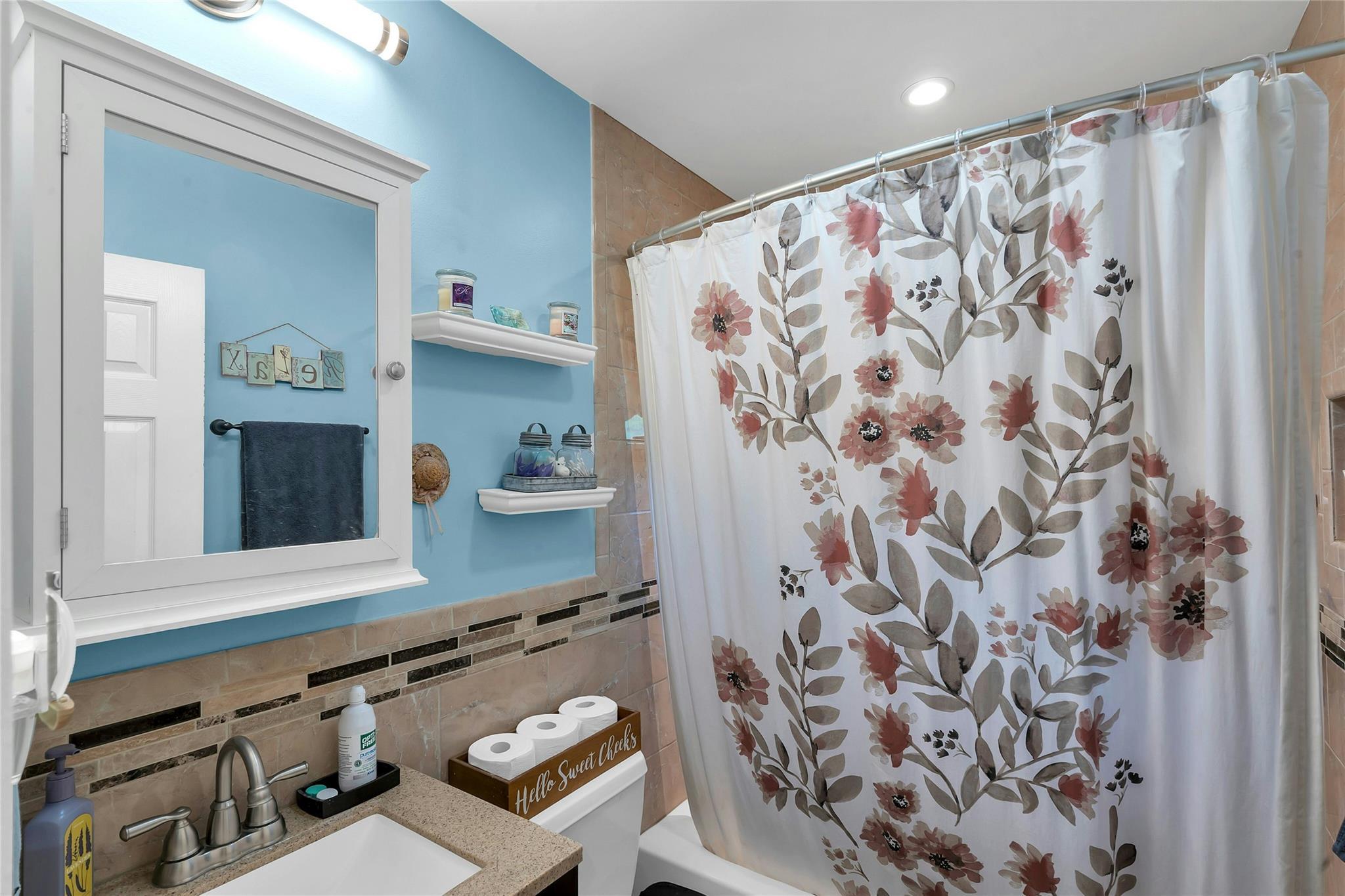 Single Family Gerhard  Nassau County, NY 11803, MLS-861901-12