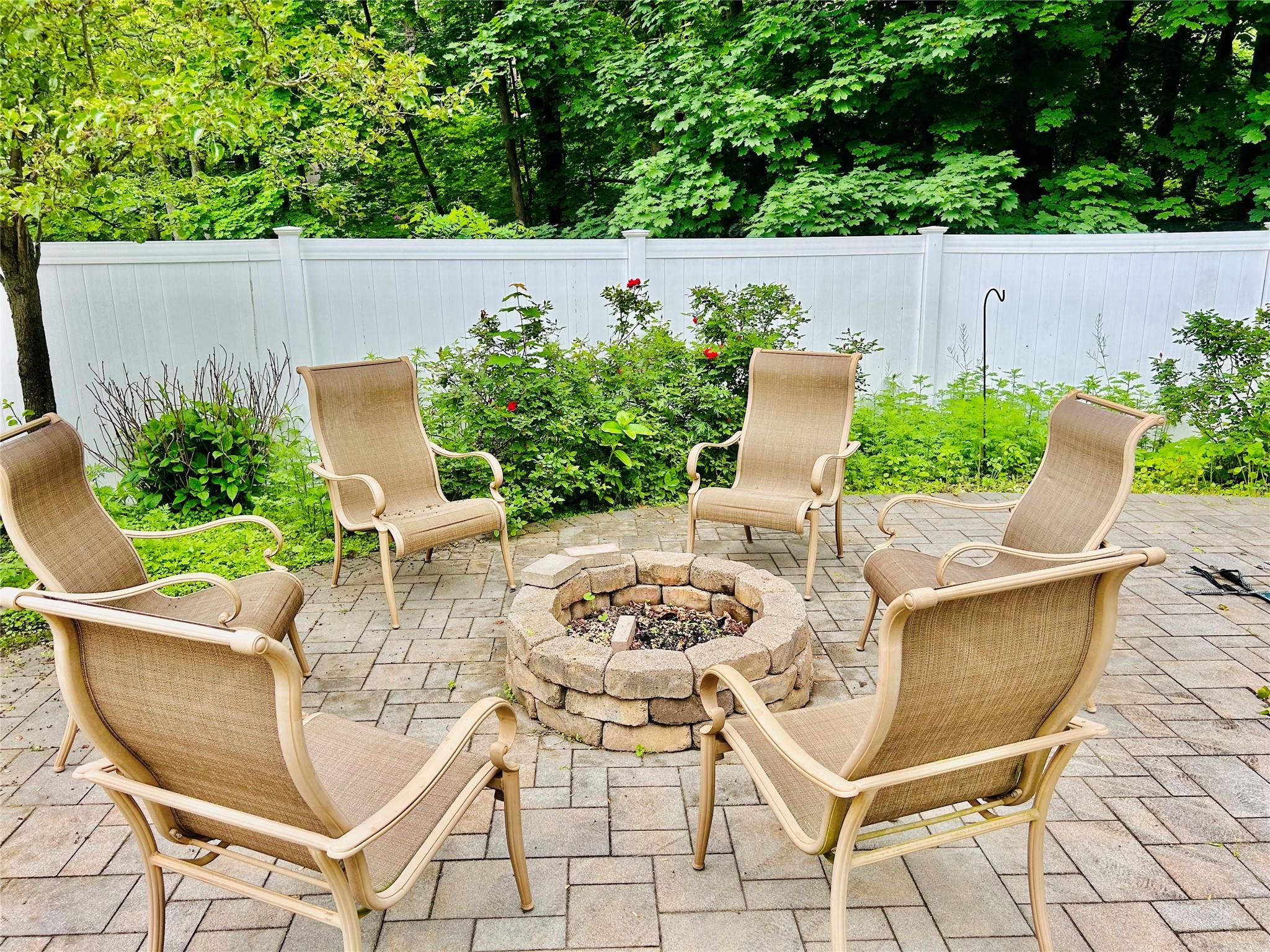 Single Family West  Suffolk County, NY 11733, MLS-861905-27