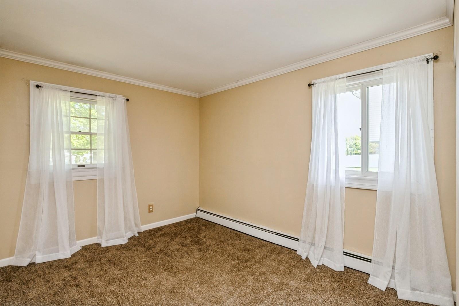 Single Family Greenbelt  Suffolk County, NY 11742, MLS-861907-20