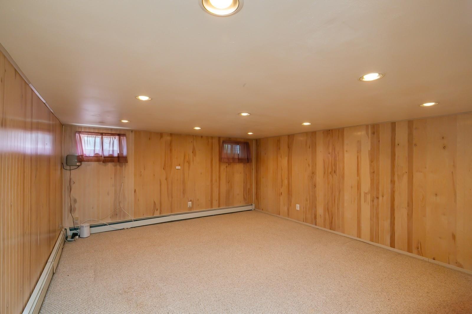 Single Family Greenbelt  Suffolk County, NY 11742, MLS-861907-23