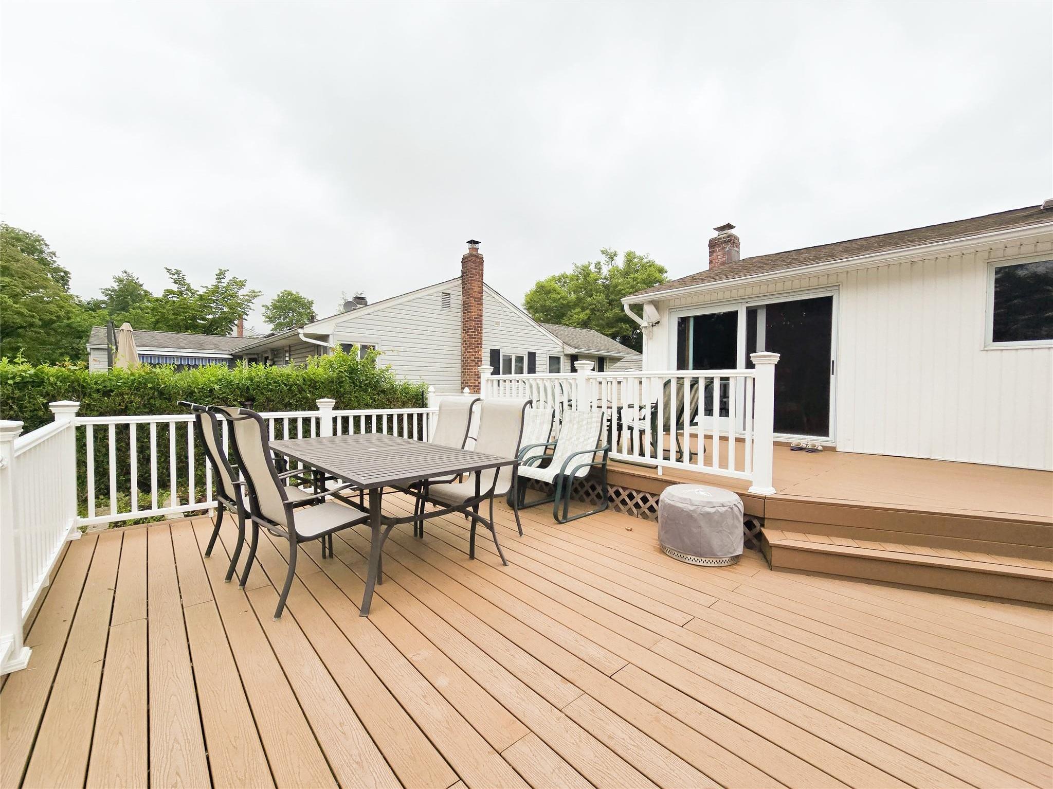 Single Family Edna  Nassau County, NY 11791, MLS-861908-6