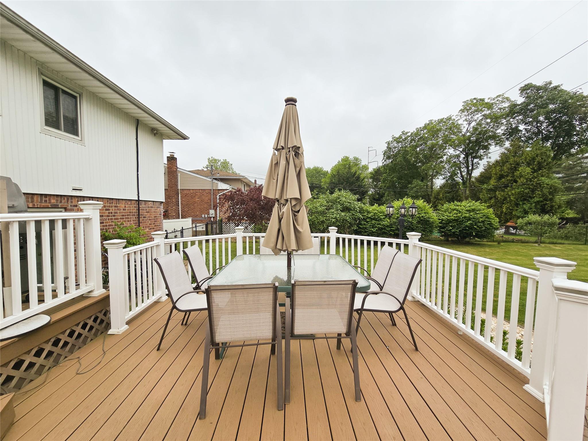 Single Family Edna  Nassau County, NY 11791, MLS-861908-7