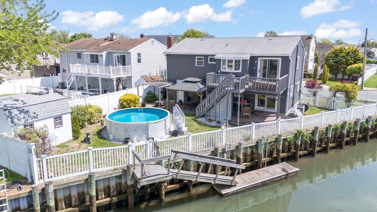 Single Family Alder  Nassau County, NY 11710, MLS-861909-34