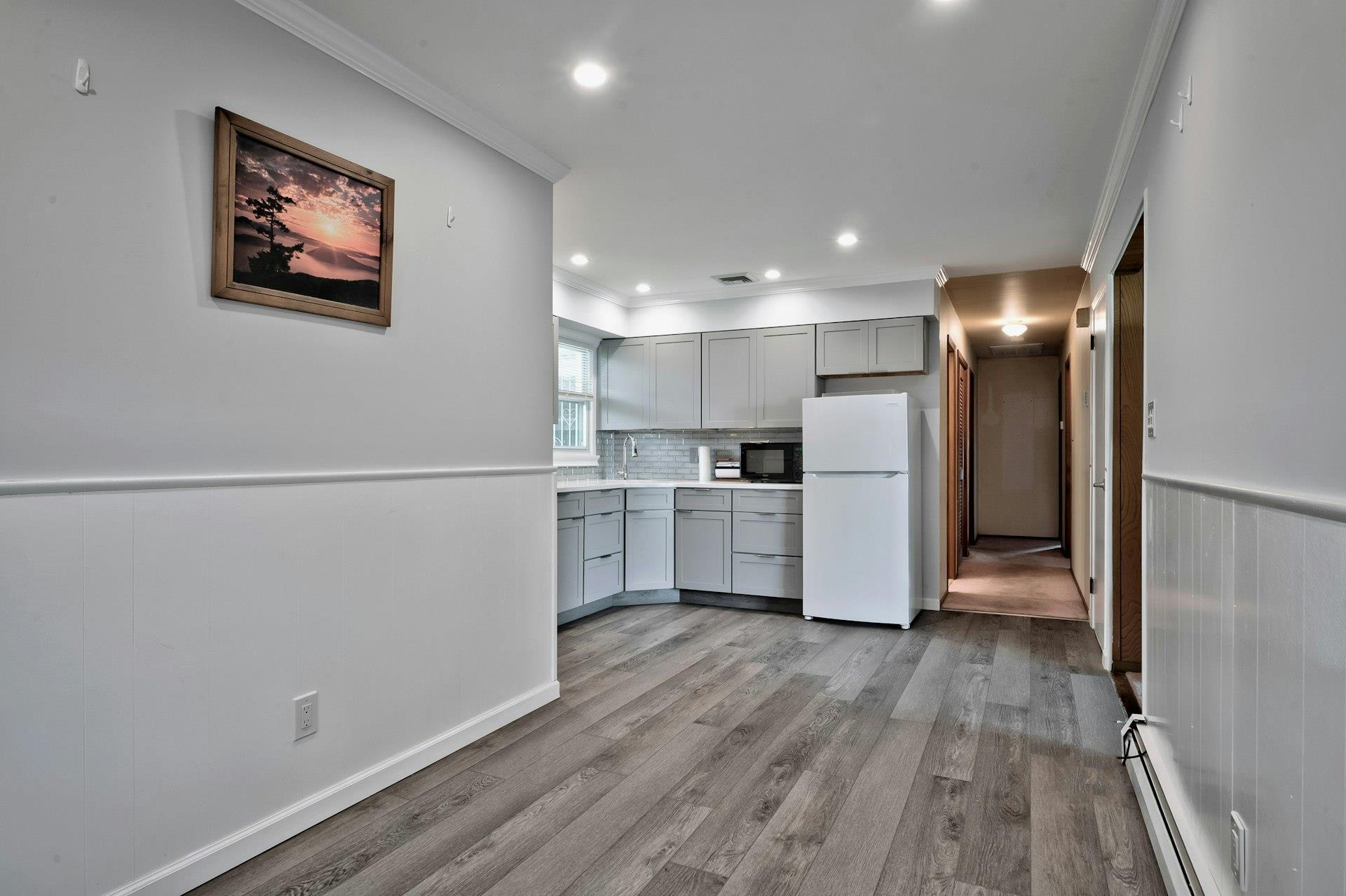 Single Family Broadway  Nassau County, NY 11762, MLS-861910-6