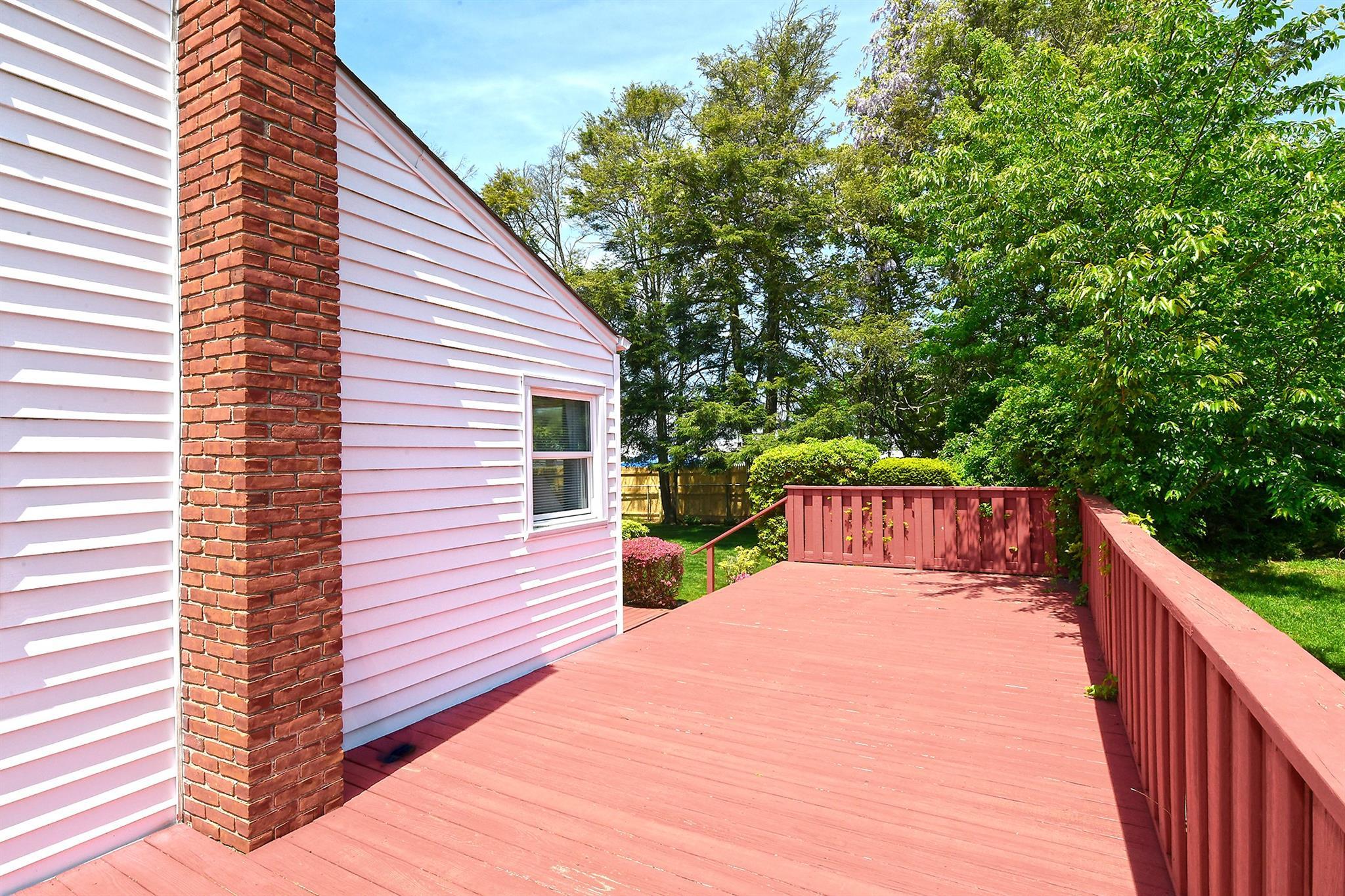 Single Family Hale  Suffolk County, NY 11717, MLS-861911-21