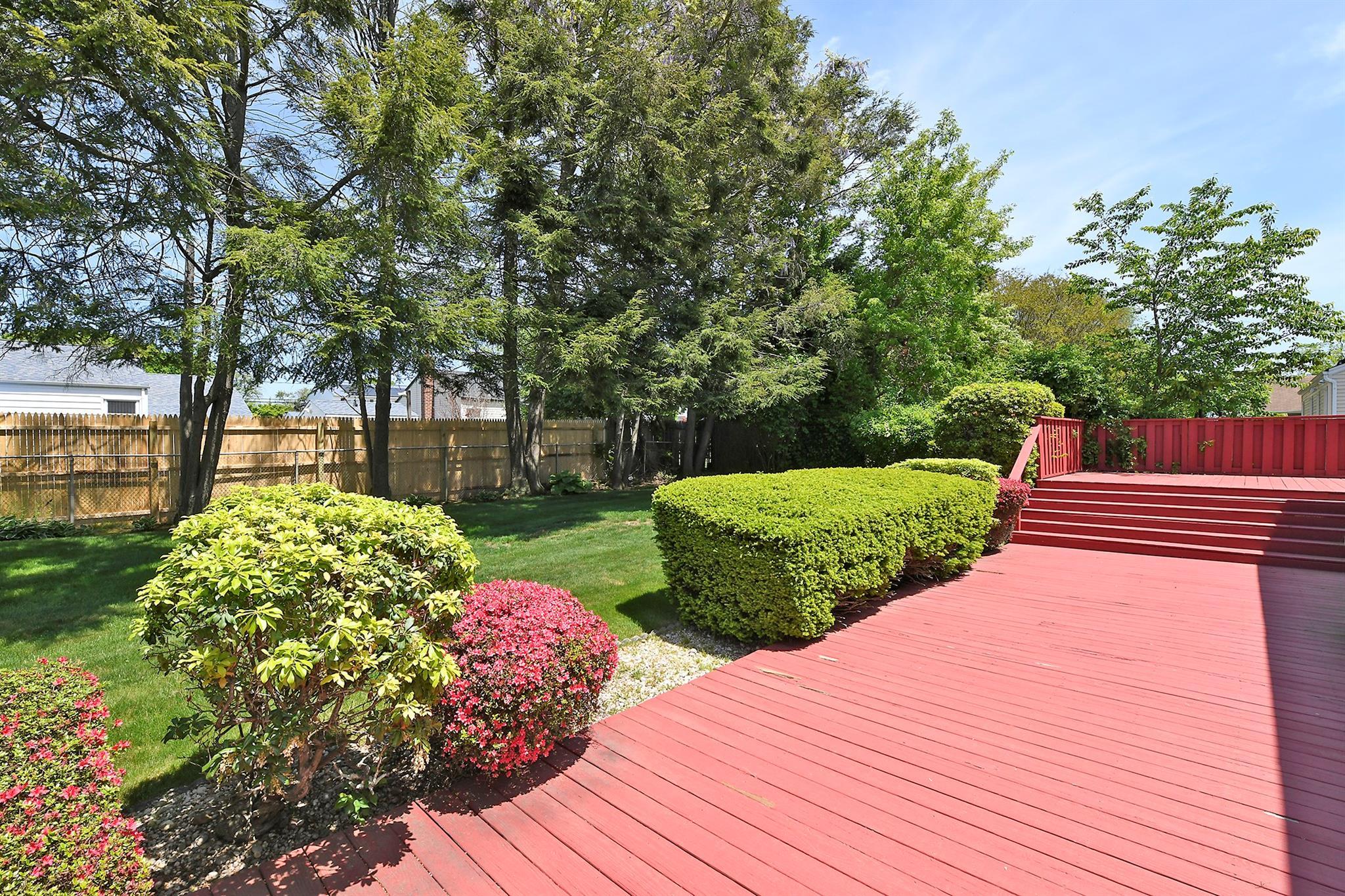 Single Family Hale  Suffolk County, NY 11717, MLS-861911-22