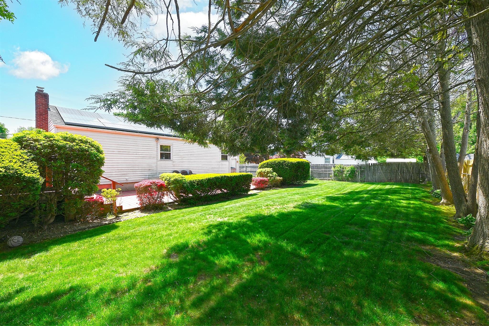 Single Family Hale  Suffolk County, NY 11717, MLS-861911-23