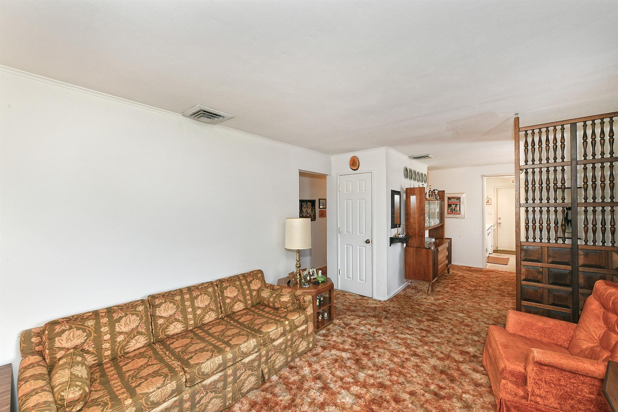 Single Family Hale  Suffolk County, NY 11717, MLS-861911-7