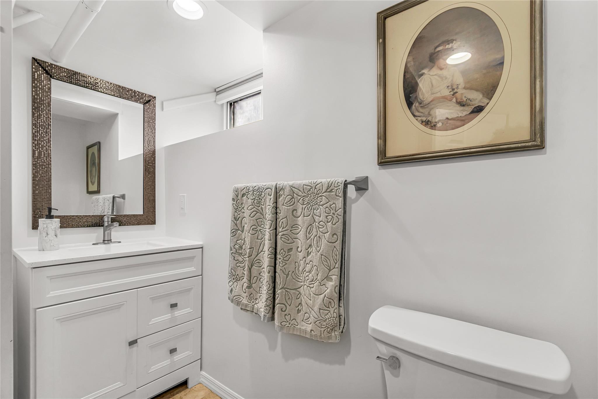 Single Family Rollhaus  Westchester County, NY 10573, MLS-861935-34