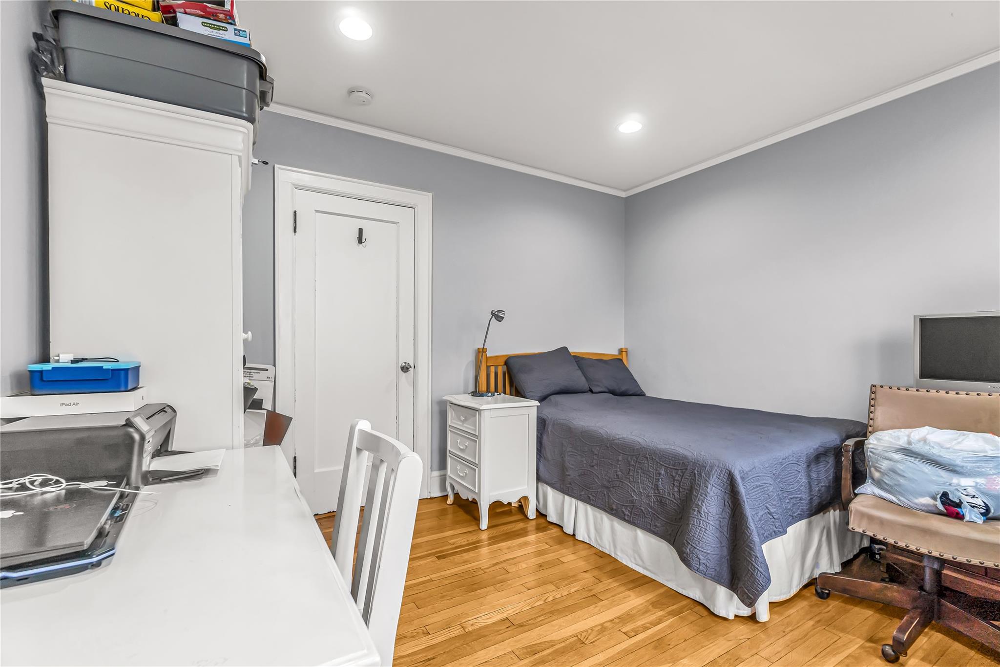 Single Family Rollhaus  Westchester County, NY 10573, MLS-861935-8