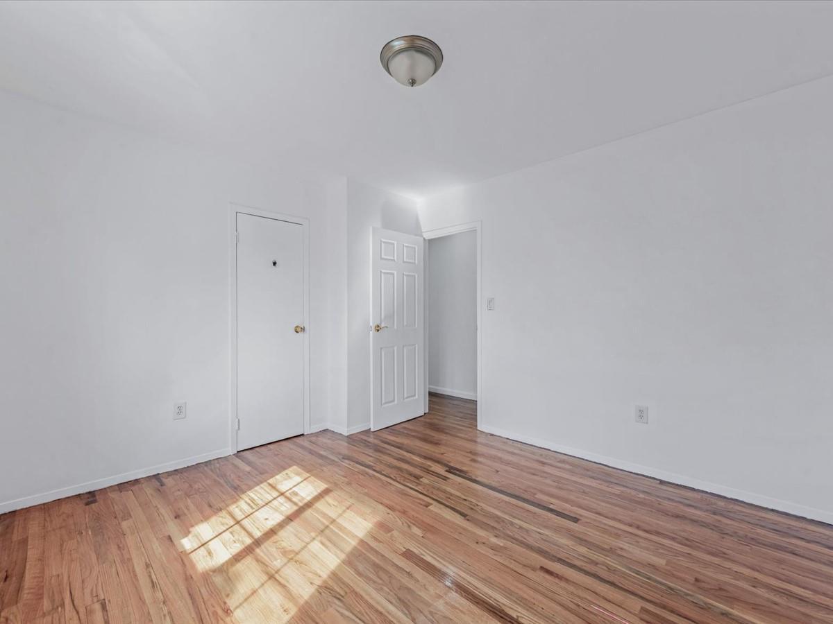 Single Family 64th  Queens, NY 11365, MLS-861948-18