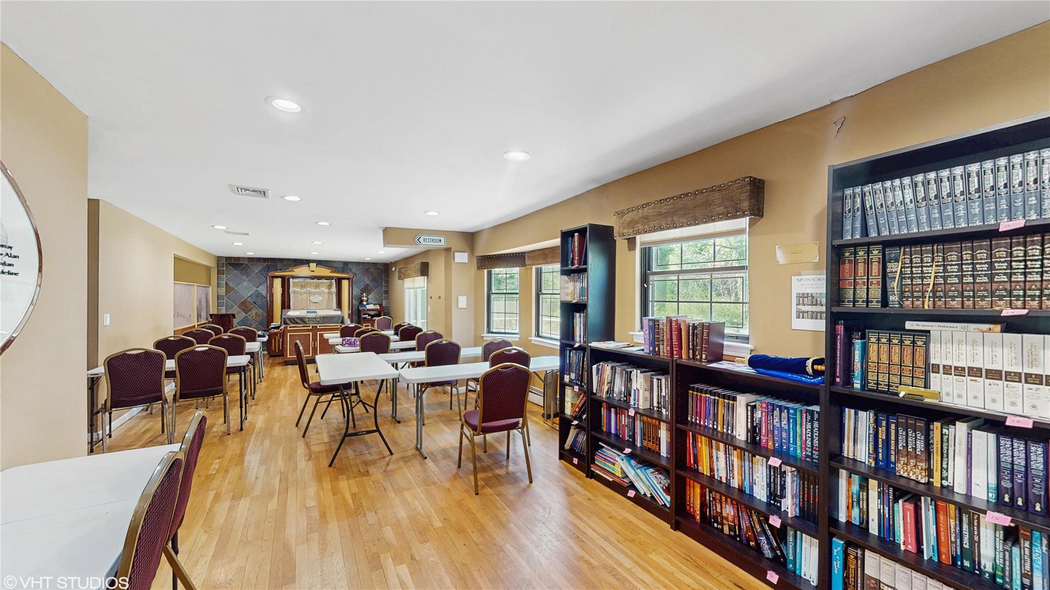 Single Family Veterans Memorial  Suffolk County, NY 11725, MLS-861951-21