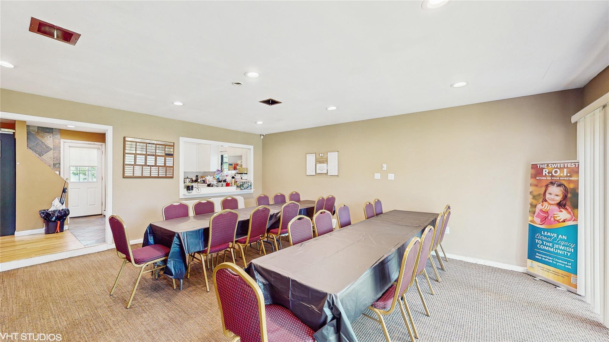Single Family Veterans Memorial  Suffolk County, NY 11725, MLS-861951-22