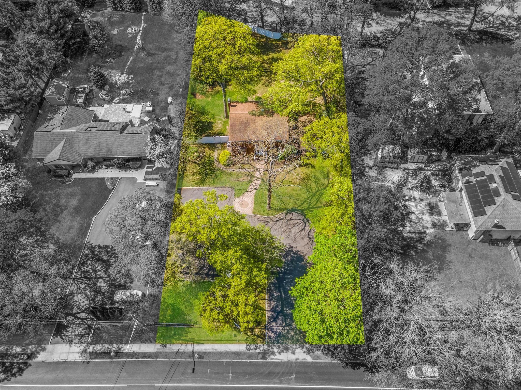 Single Family Veterans Memorial  Suffolk County, NY 11725, MLS-861951-3