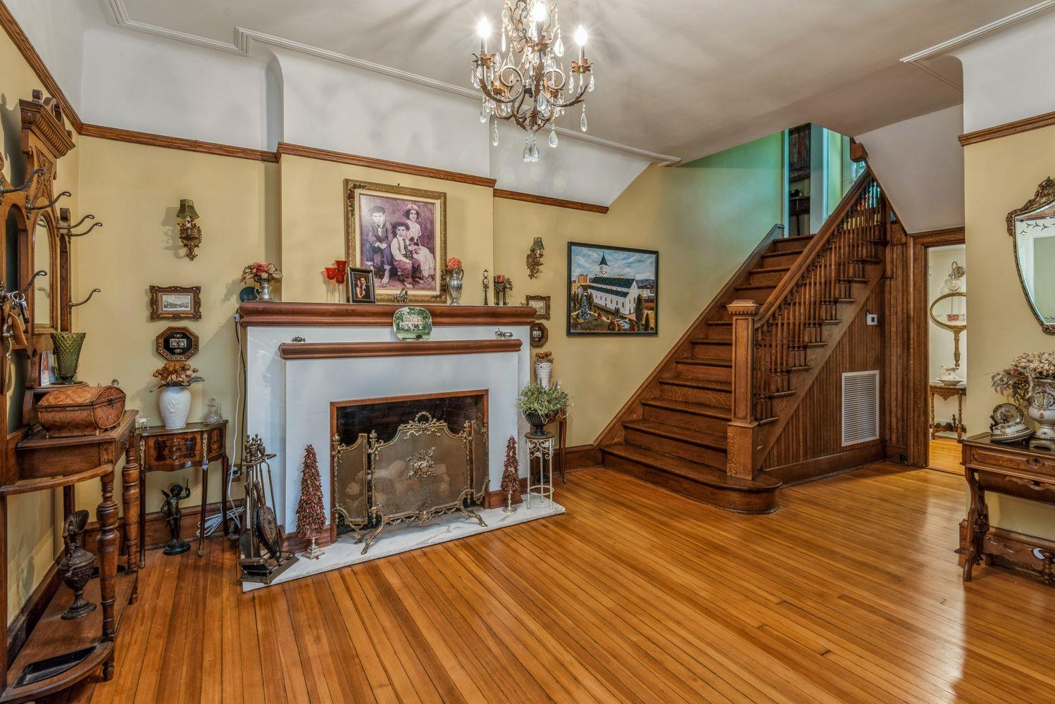 Single Family Red Spring  Nassau County, NY 11542, MLS-861959-11