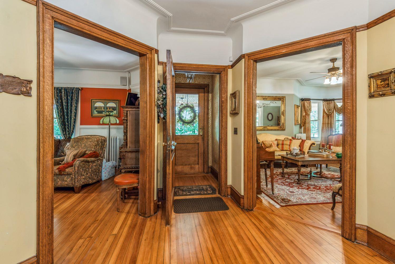Single Family Red Spring  Nassau County, NY 11542, MLS-861959-12