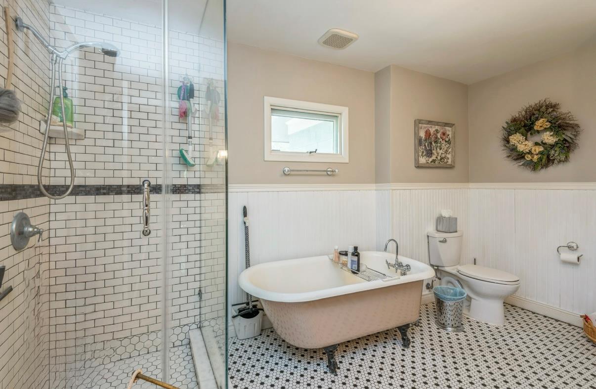 Single Family Red Spring  Nassau County, NY 11542, MLS-861959-34
