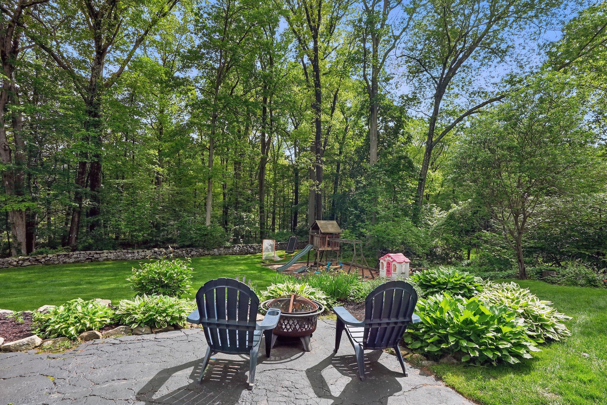 Single Family Lakeside  Westchester County, NY 10598, MLS-861978-24