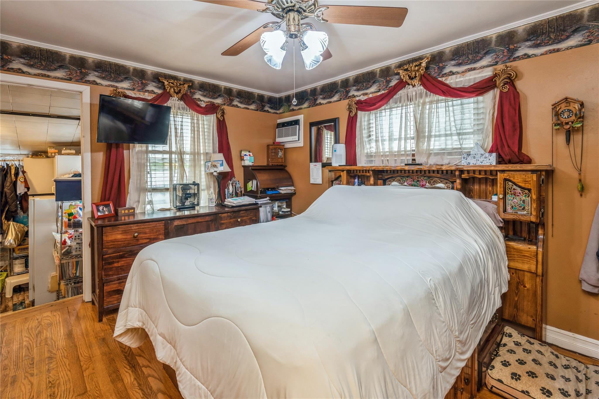 Single Family Kent  Nassau County, NY 11558, MLS-861980-13