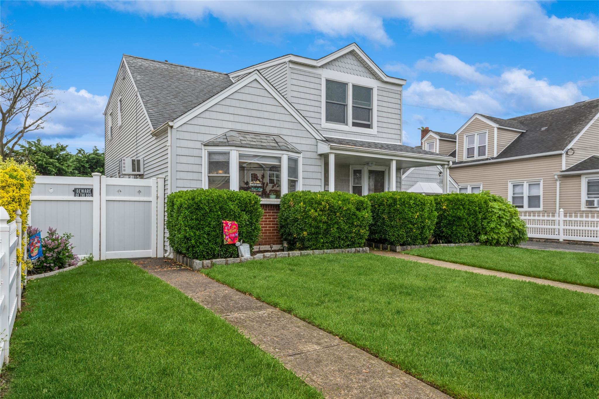 Single Family Kent  Nassau County, NY 11558, MLS-861980-2