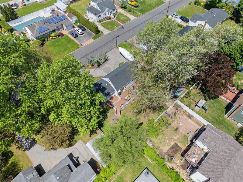 Single Family Westwood  Suffolk County, NY 11729, MLS-862002-30