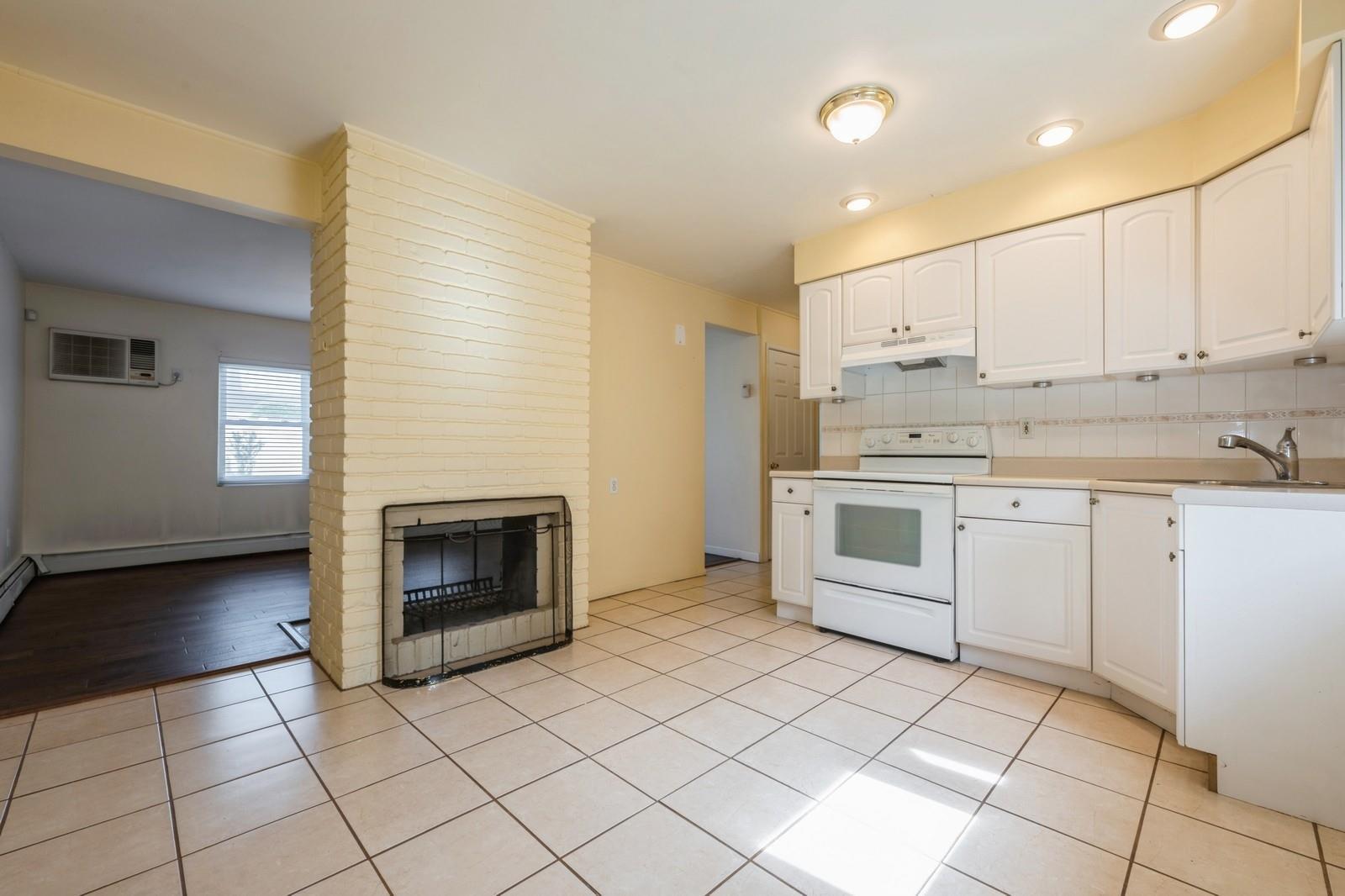 Single Family Apollo  Nassau County, NY 11801, MLS-862005-3
