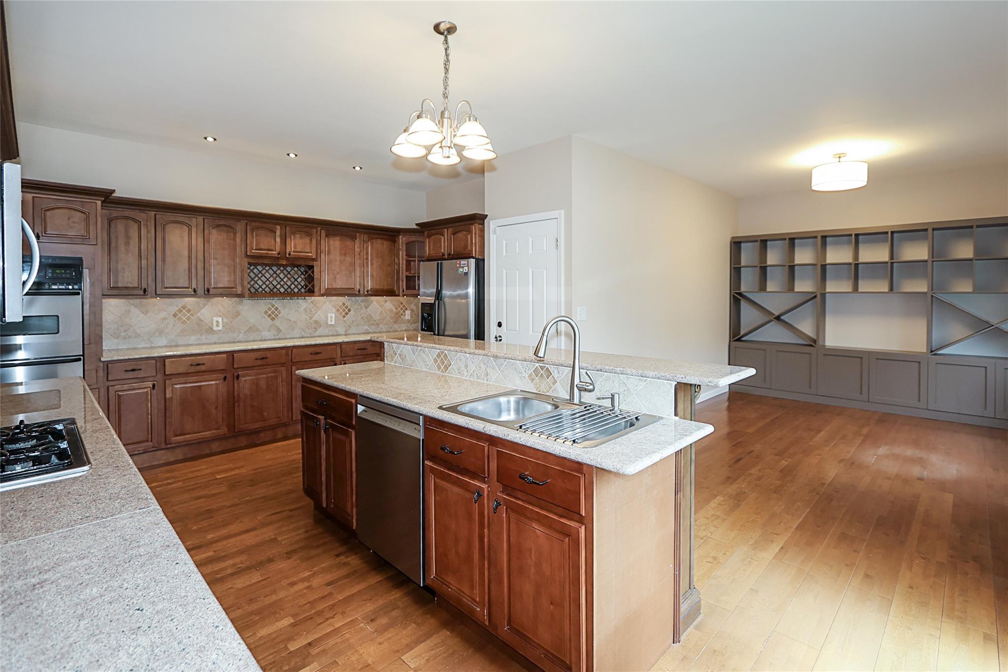 Single Family Frankel  Nassau County, NY 11566, MLS-862024-12