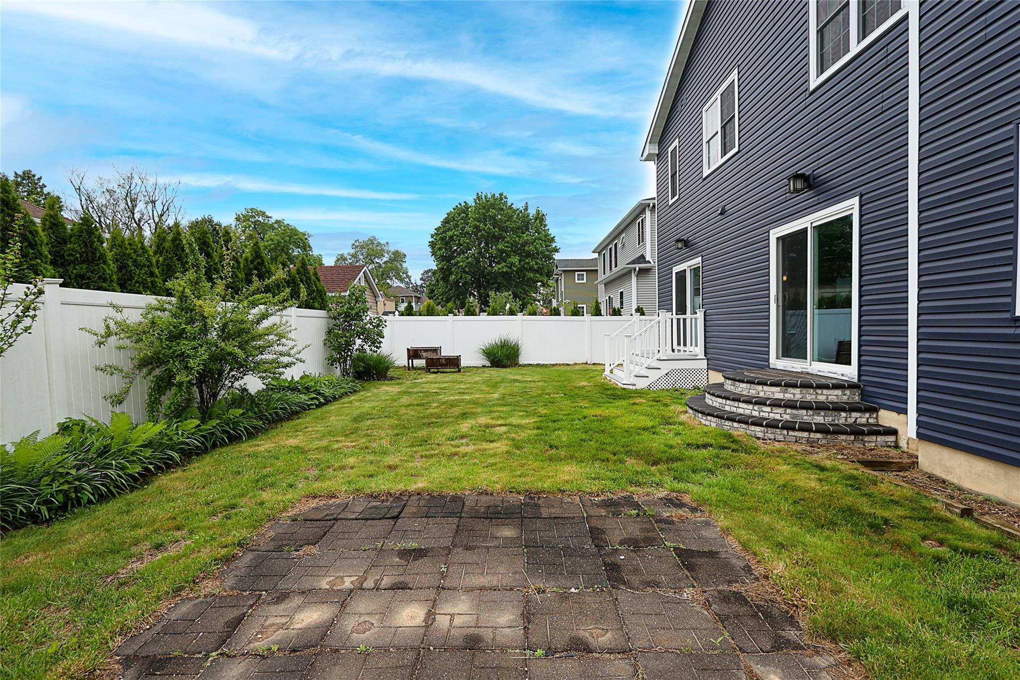 Single Family Frankel  Nassau County, NY 11566, MLS-862024-37