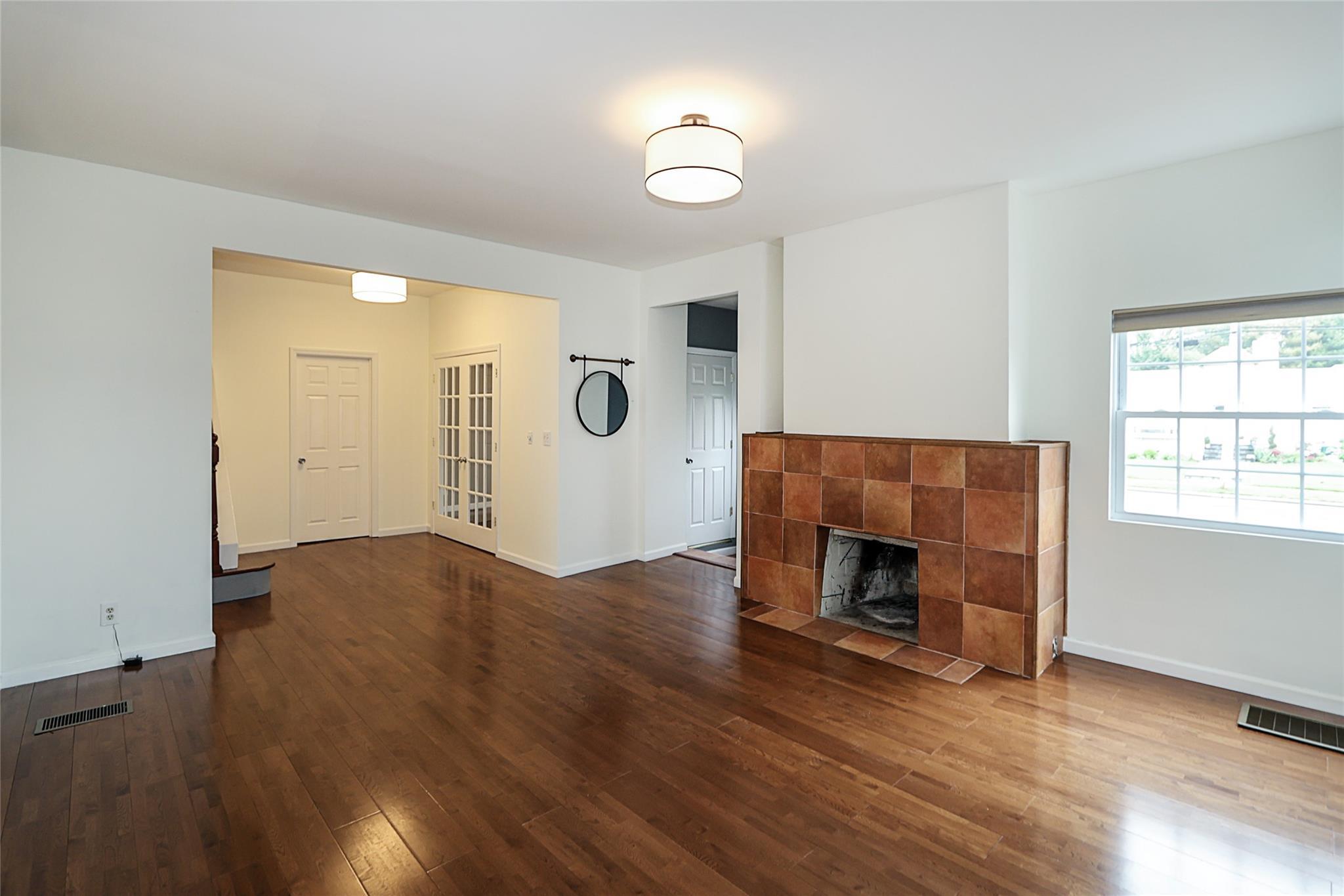Single Family Frankel  Nassau County, NY 11566, MLS-862024-4