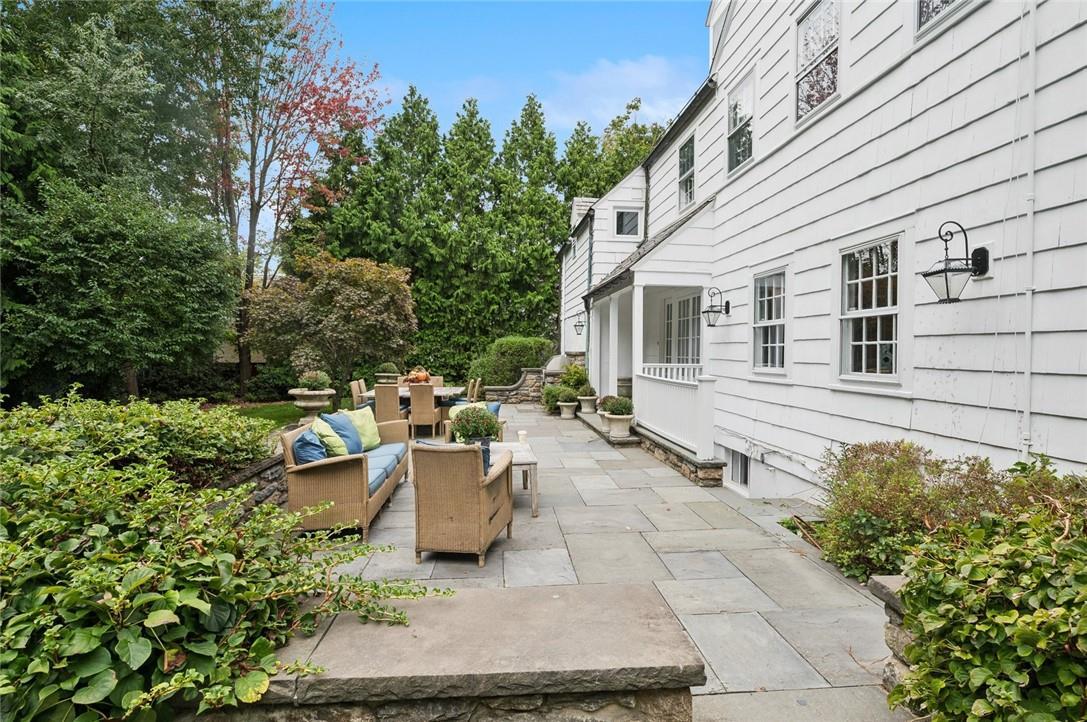 Single Family Pondfield  Westchester County, NY 10708, MLS-862025-27