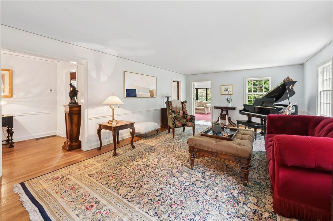 Single Family Pondfield  Westchester County, NY 10708, MLS-862025-4