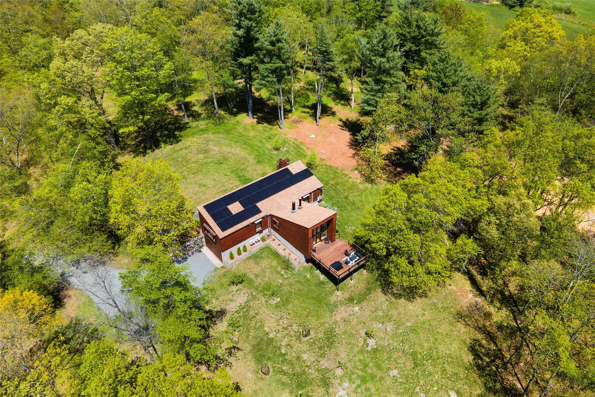 Single Family Moadock  Dutchess County, NY 12546, MLS-862030-28