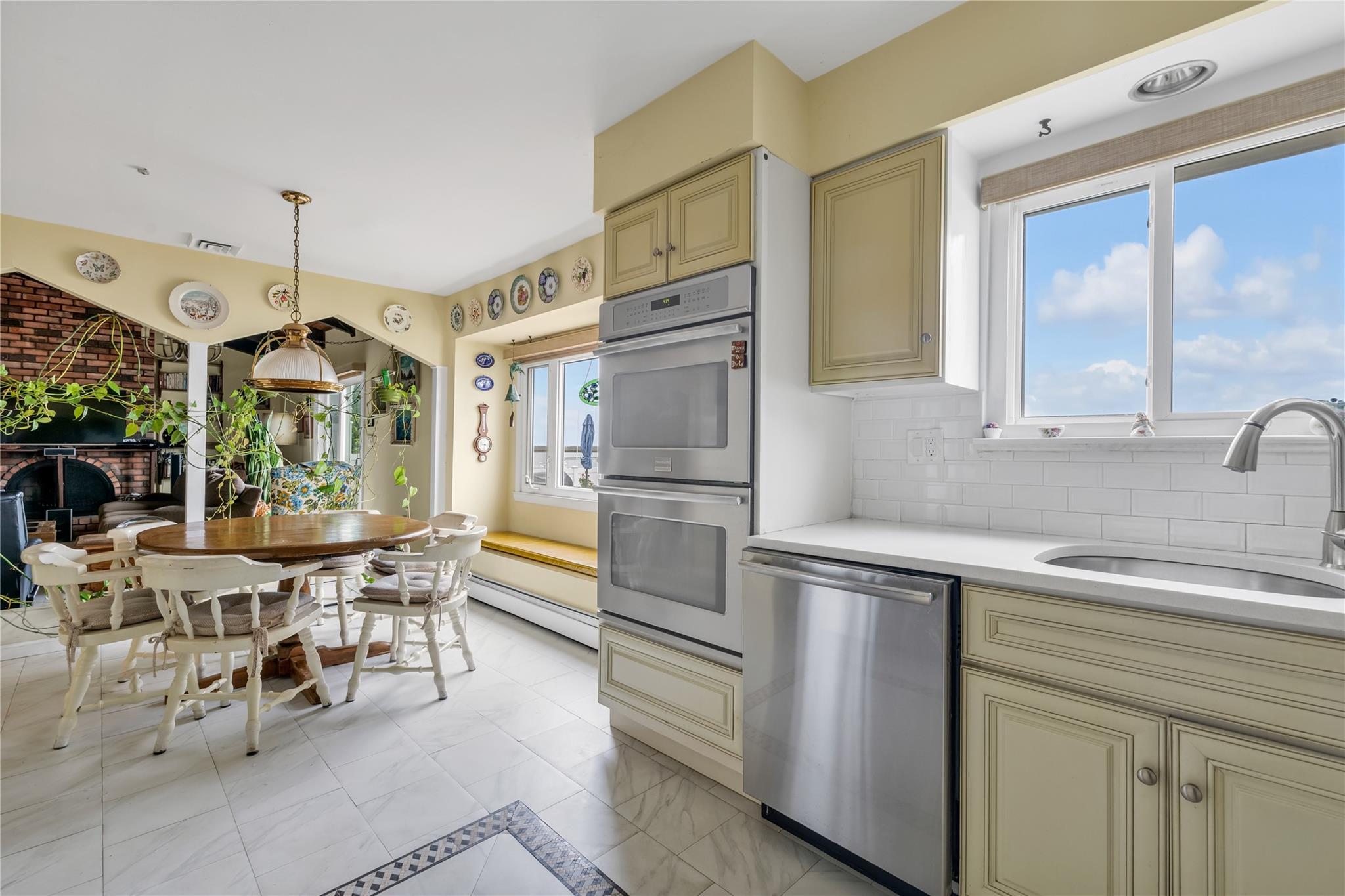 Single Family Greentree  Nassau County, NY 11572, MLS-862035-3