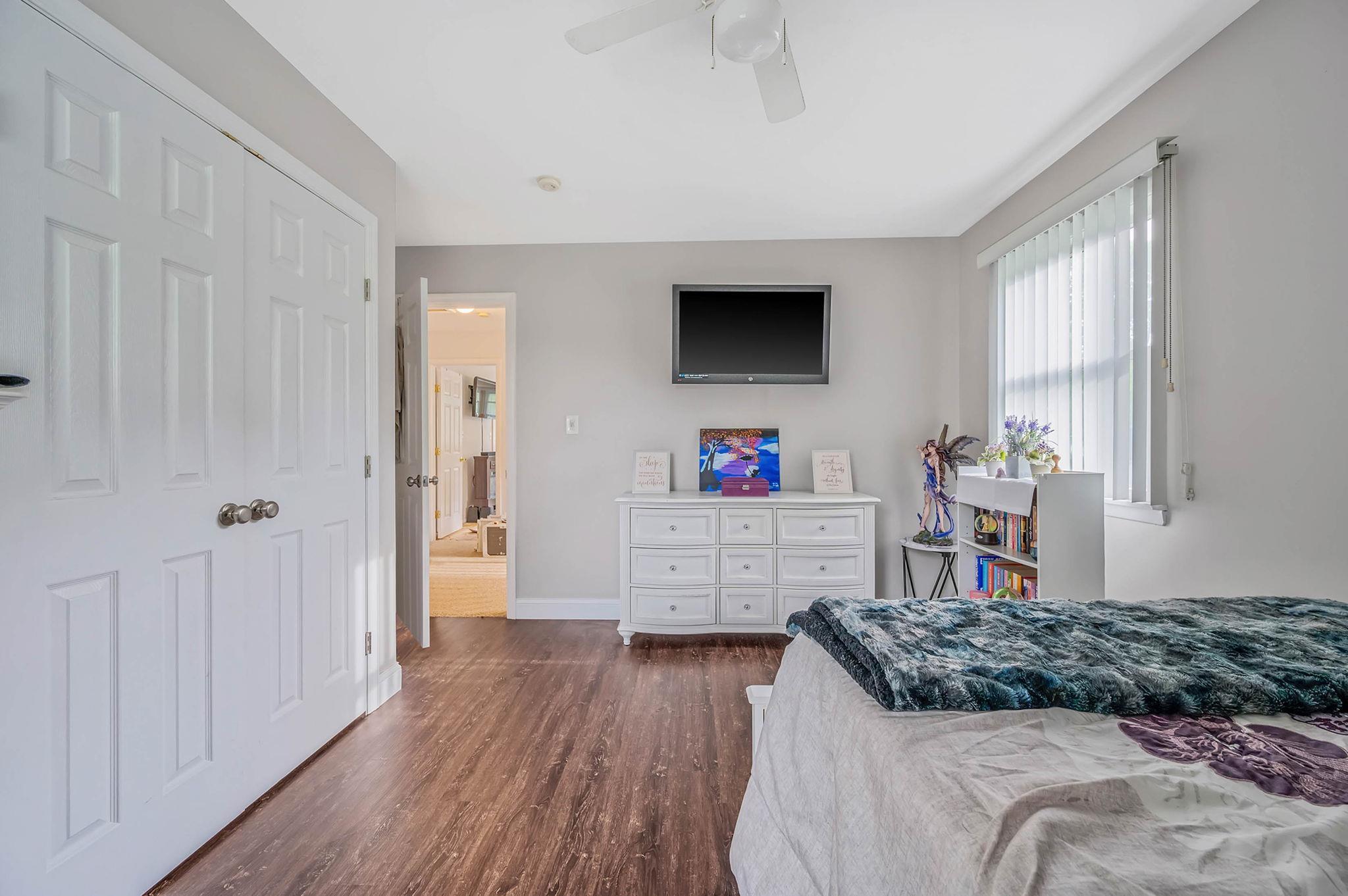 Single Family King  Suffolk County, NY 11776, MLS-862036-23