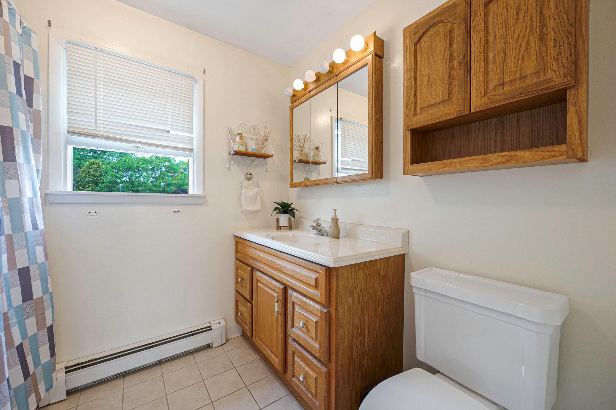 Single Family King  Suffolk County, NY 11776, MLS-862036-24