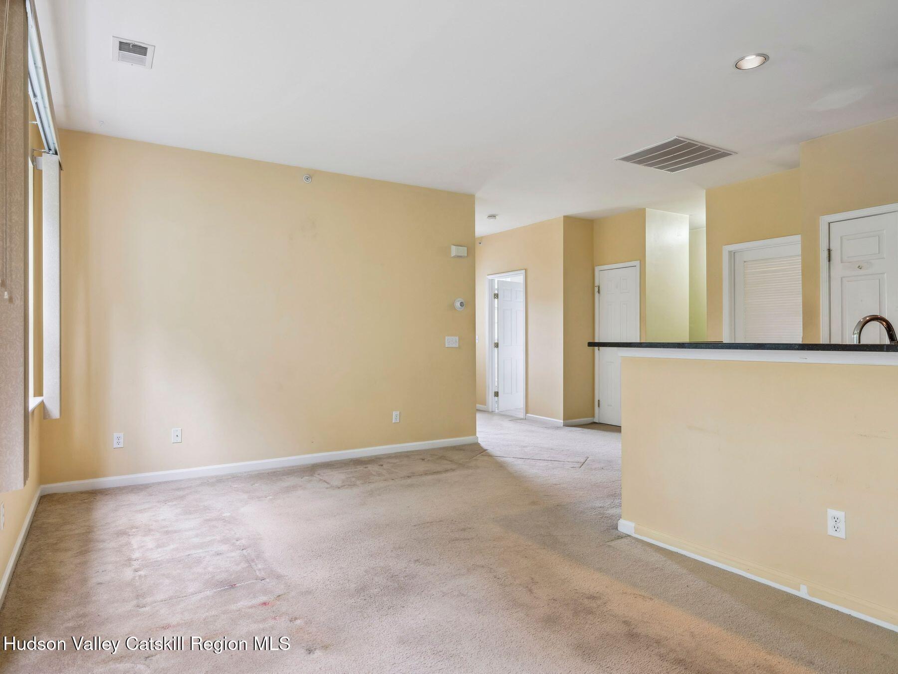 Single Family Commons  Ulster County, NY 12477, MLS-862044-7