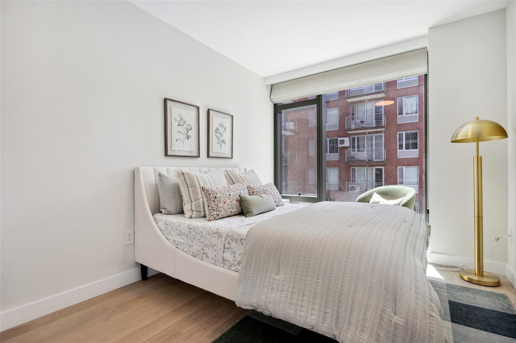 Condo Parsons  Queens, NY 11354, MLS-862056-23