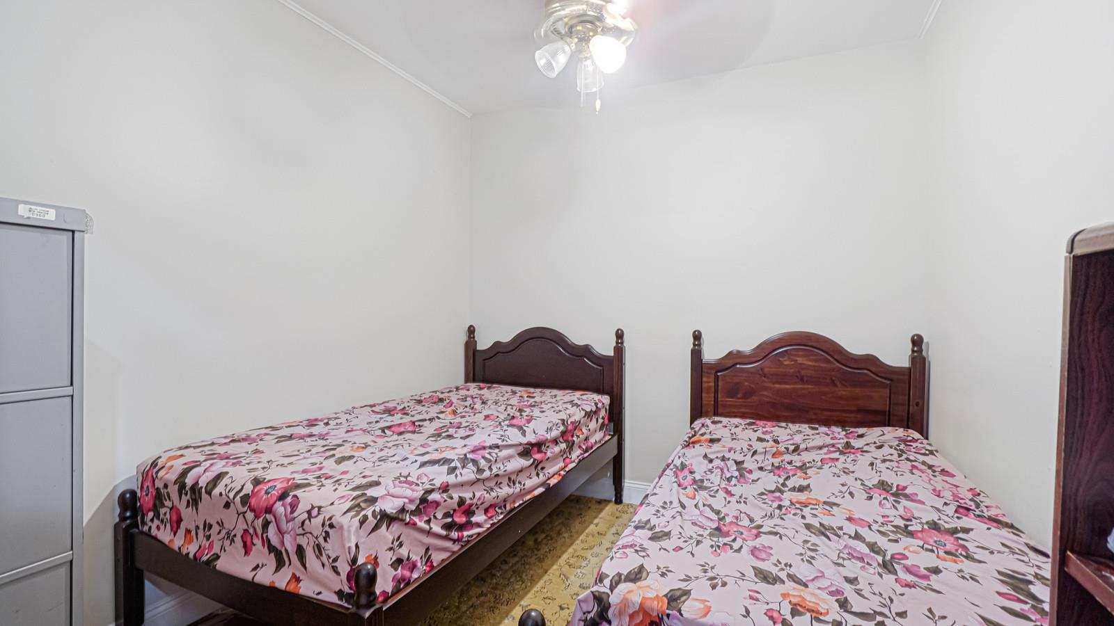 Single Family Val Park  Nassau County, NY 11580, MLS-862058-13