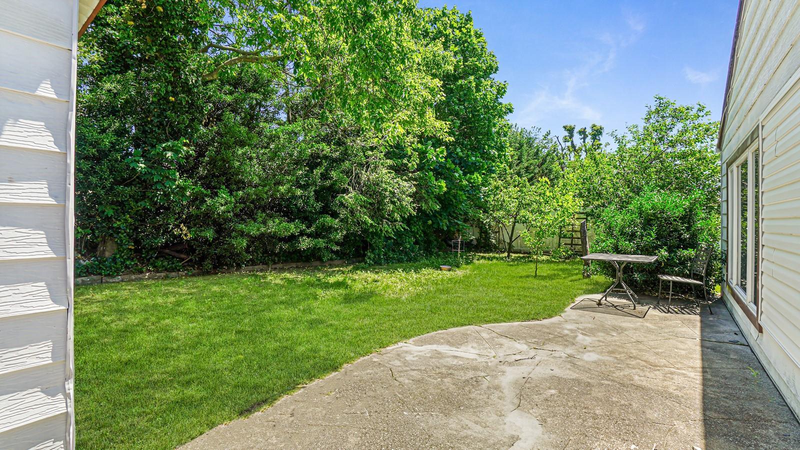 Single Family Val Park  Nassau County, NY 11580, MLS-862058-19