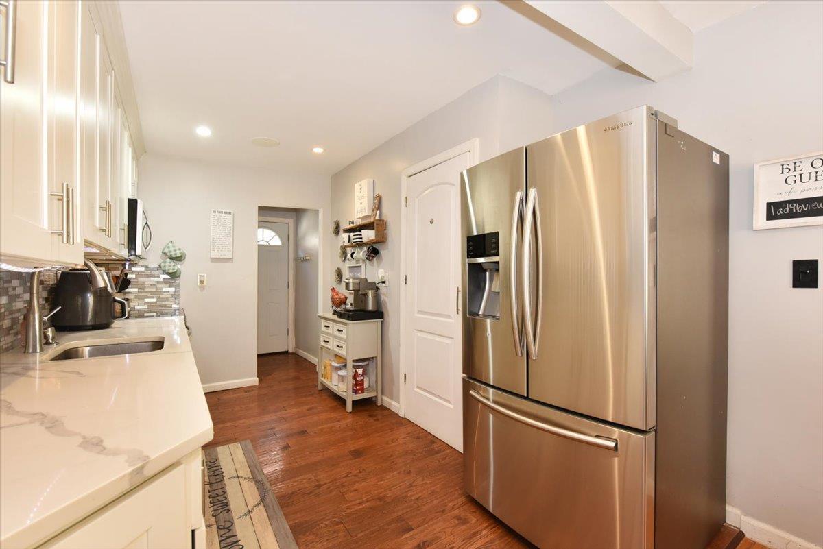 Single Family Chester  Nassau County, NY 11580, MLS-862059-11