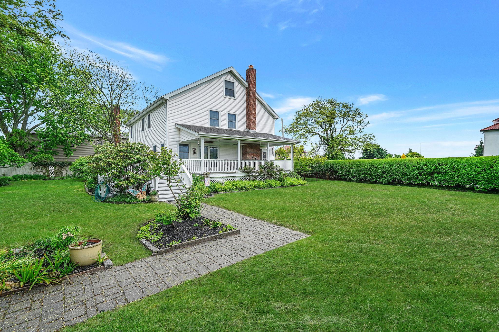 Single Family Brightwood  Suffolk County, NY 11772, MLS-862103-46