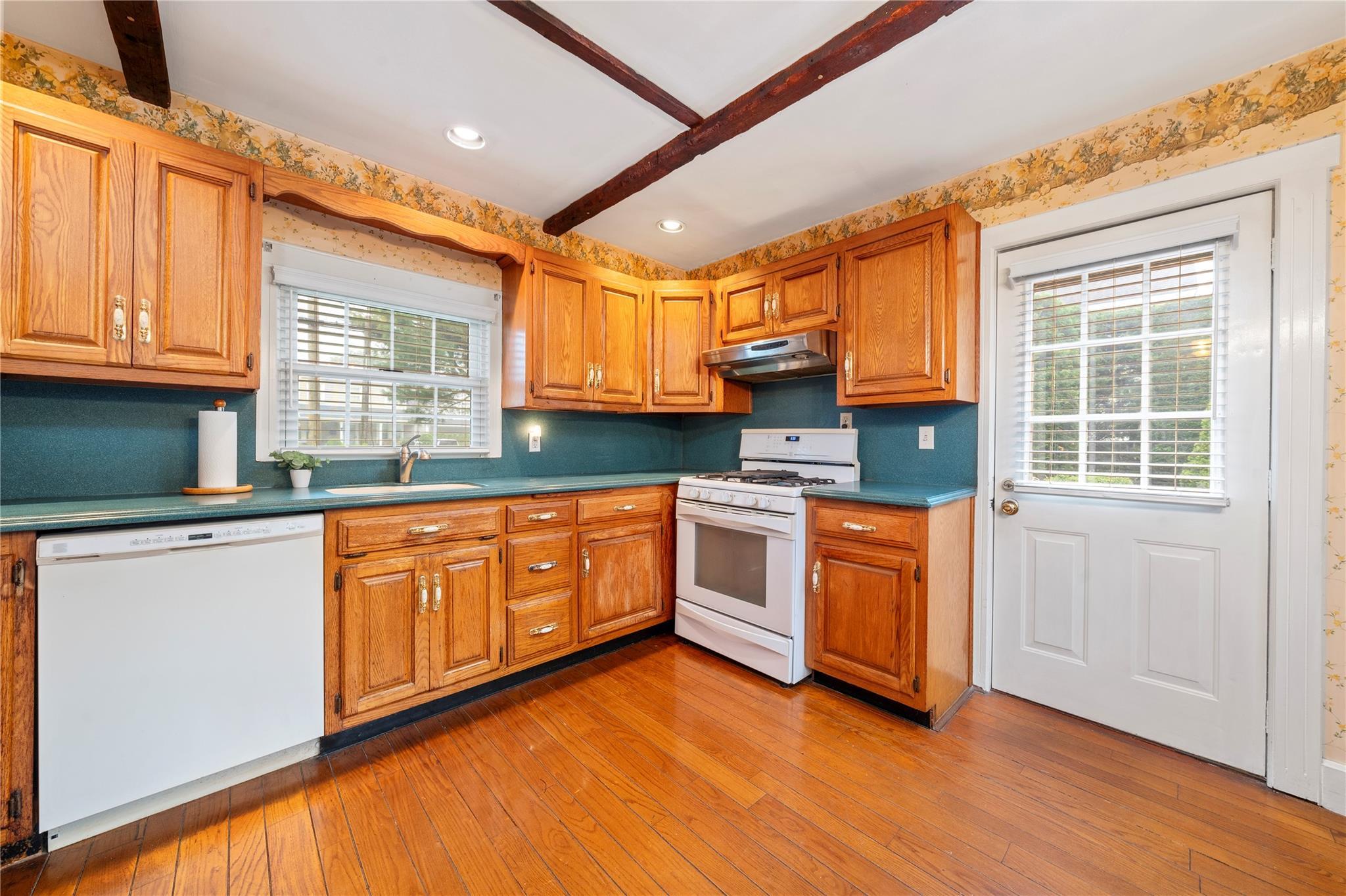 Single Family Coles  Suffolk County, NY 11701, MLS-862110-13