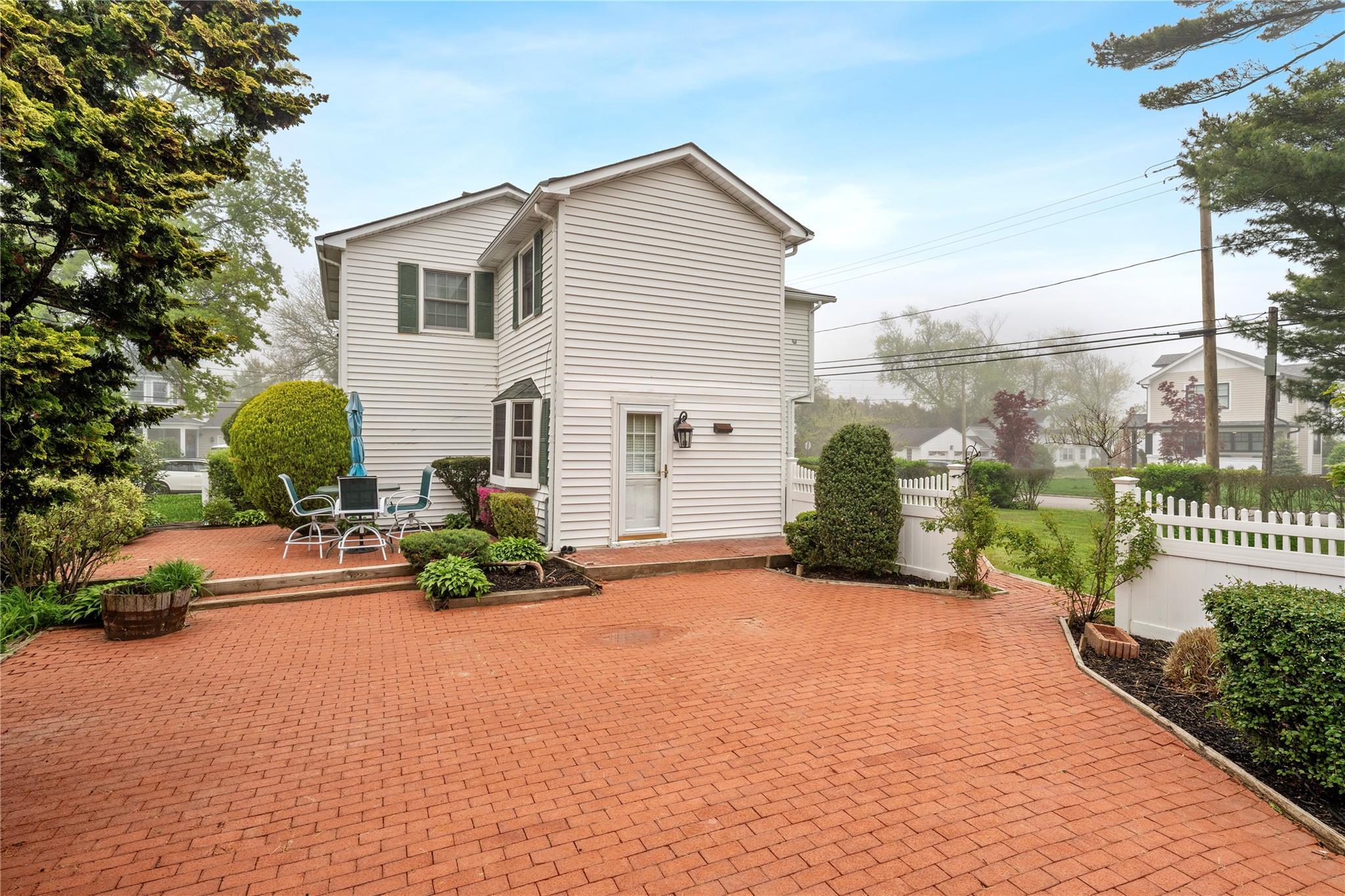 Single Family Coles  Suffolk County, NY 11701, MLS-862110-29
